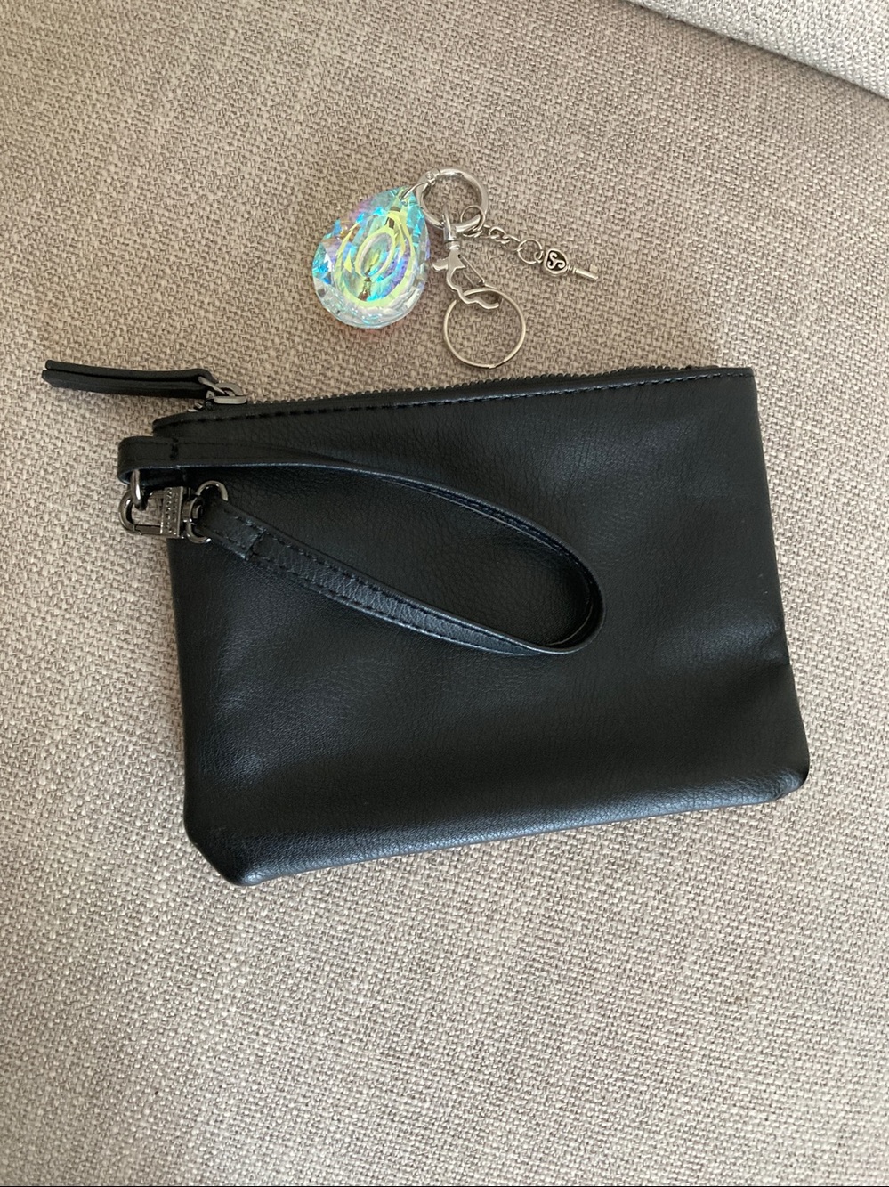 3pc Steve Madden wristlet with Handcrafted Pouch & bag charm Bundle - Picture 3 of 4